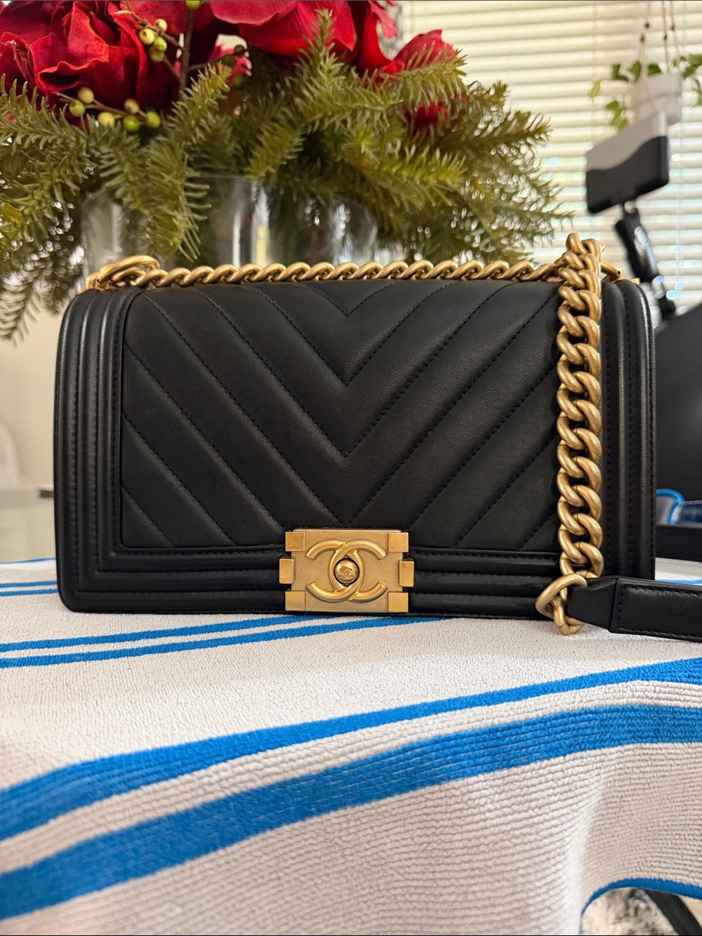 Authentic CHANEL Black Quilted Chevron Boy Bag with Gold Hardware - Picture 2 of 15